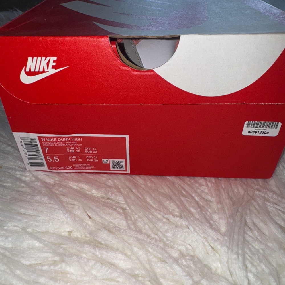 Nike Dunk High - Picture 5 of 5